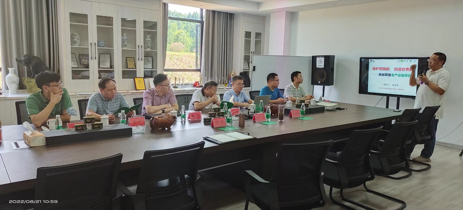 綿陽創(chuàng)新科技產(chǎn)業(yè)技術(shù)研究院管委會主任江峰率成都精創(chuàng)萬融科技有限公司執(zhí)行董事伍銳等專家及投資人團隊來我公司考察參觀學(xué)習(xí)