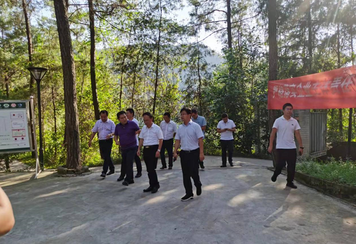 市委常委袁聞聰來我公司督導(dǎo)食品安全